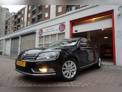 Volkswagen Passat - 1.4 TSI Executive Plus Comfortline BlueMotion Aut Trekhaak Navi Goed onderhouden Cruise Ex