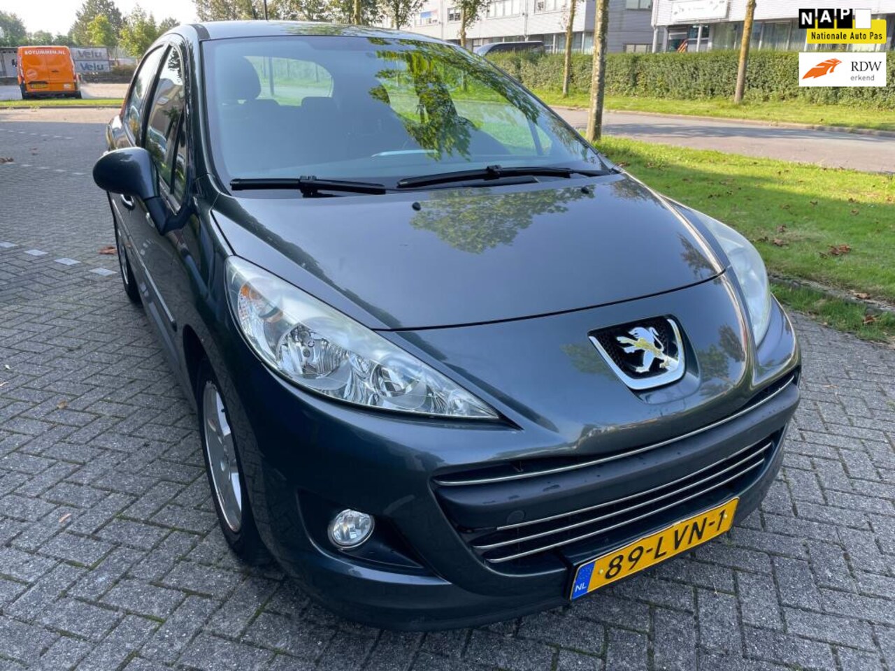 Peugeot 207 - 1.4 VTi Style. Airco, Nap, 5 Deurs, Trekhaak. - AutoWereld.nl