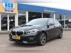 BMW 1-serie - (f40) 118i 136pk Aut. Sport Executive | Orig. NL | Sport interieur | Trekhaak afneembaar |