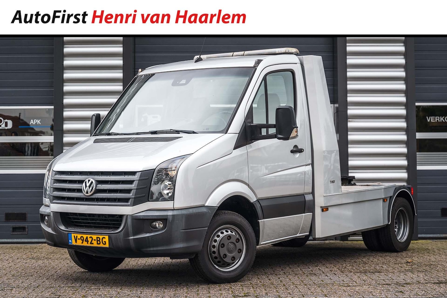 Volkswagen Crafter - 46 2.0 TDI 163 PK Tijhof BE-Trekker | Navigatie | Nieuwe motor | Airco | Cruise Control - AutoWereld.nl