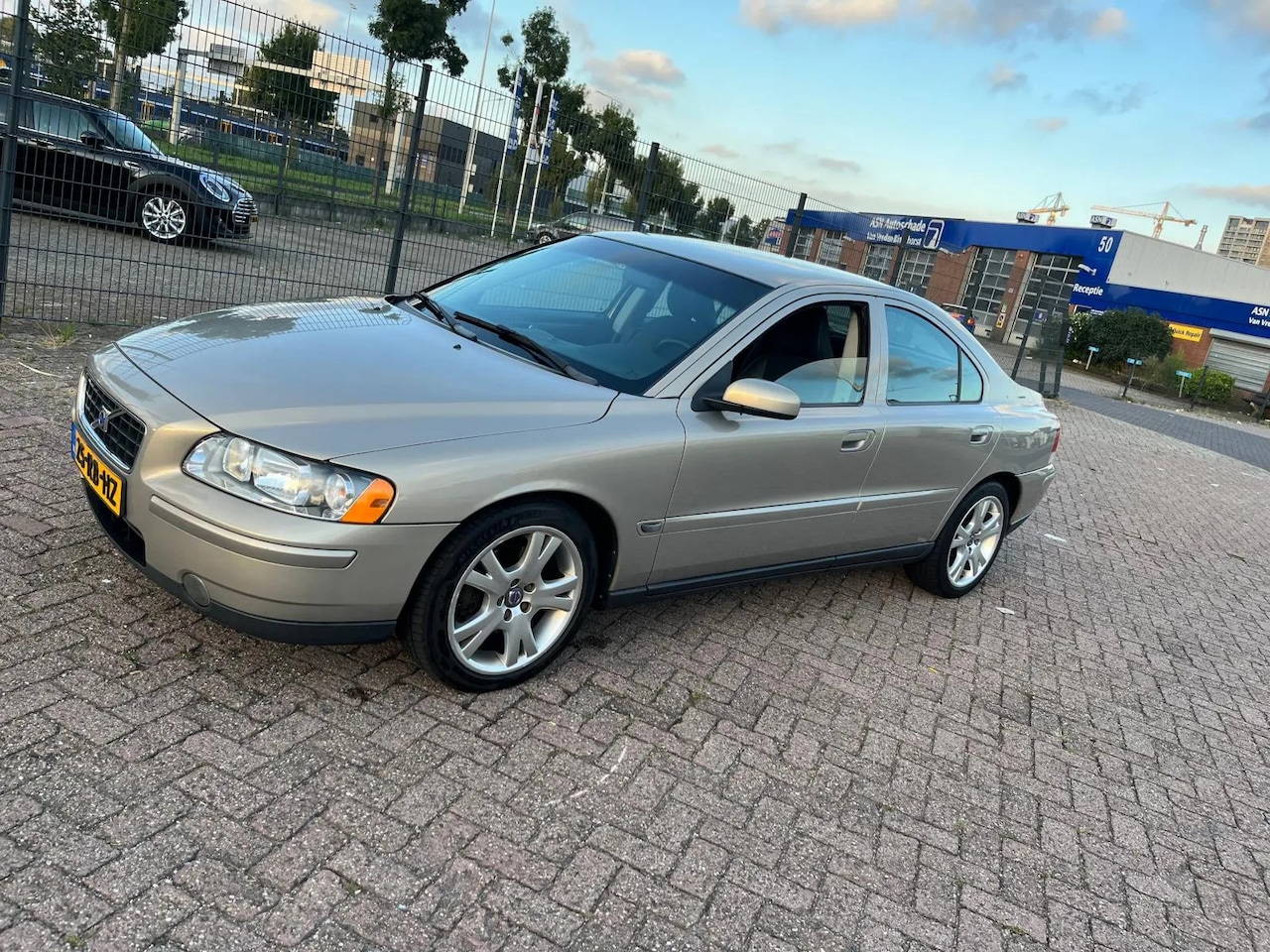 Volvo S60 - AutoWereld.nl