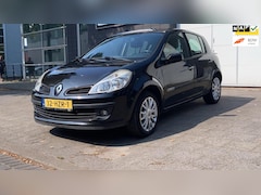 Renault Clio - 1.2-16V Special Rip Curl APK NAP AIRCO Lage km stand