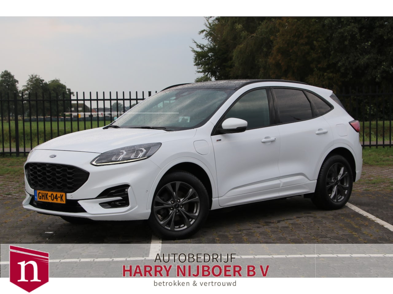 Ford Kuga - 2.5 PHEV ST-Line Head-Up / Panodak / Navi / Clima / Winterpakket - AutoWereld.nl