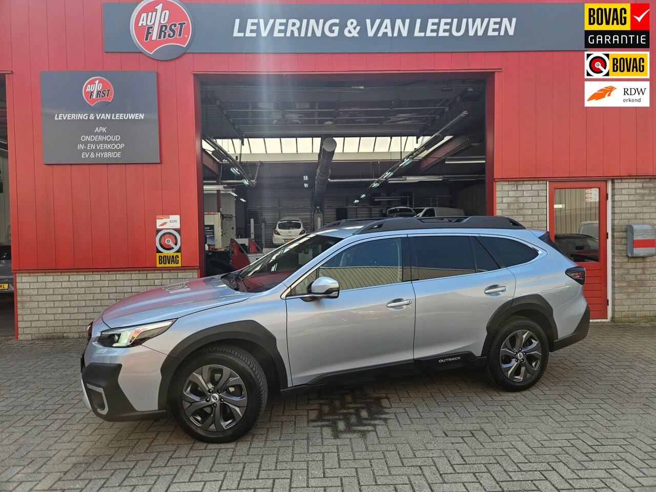 Subaru Outback - 2.5i Field Automaat Trekhaak/ Navigatie/ Standkachel/ Rijklaarprijs! - AutoWereld.nl