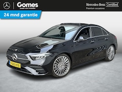 Mercedes-Benz A-klasse - 180 AMG | Panoramadak | Stoelverwarming | Achteruitrijcamera | Apple & Android Carplay | S