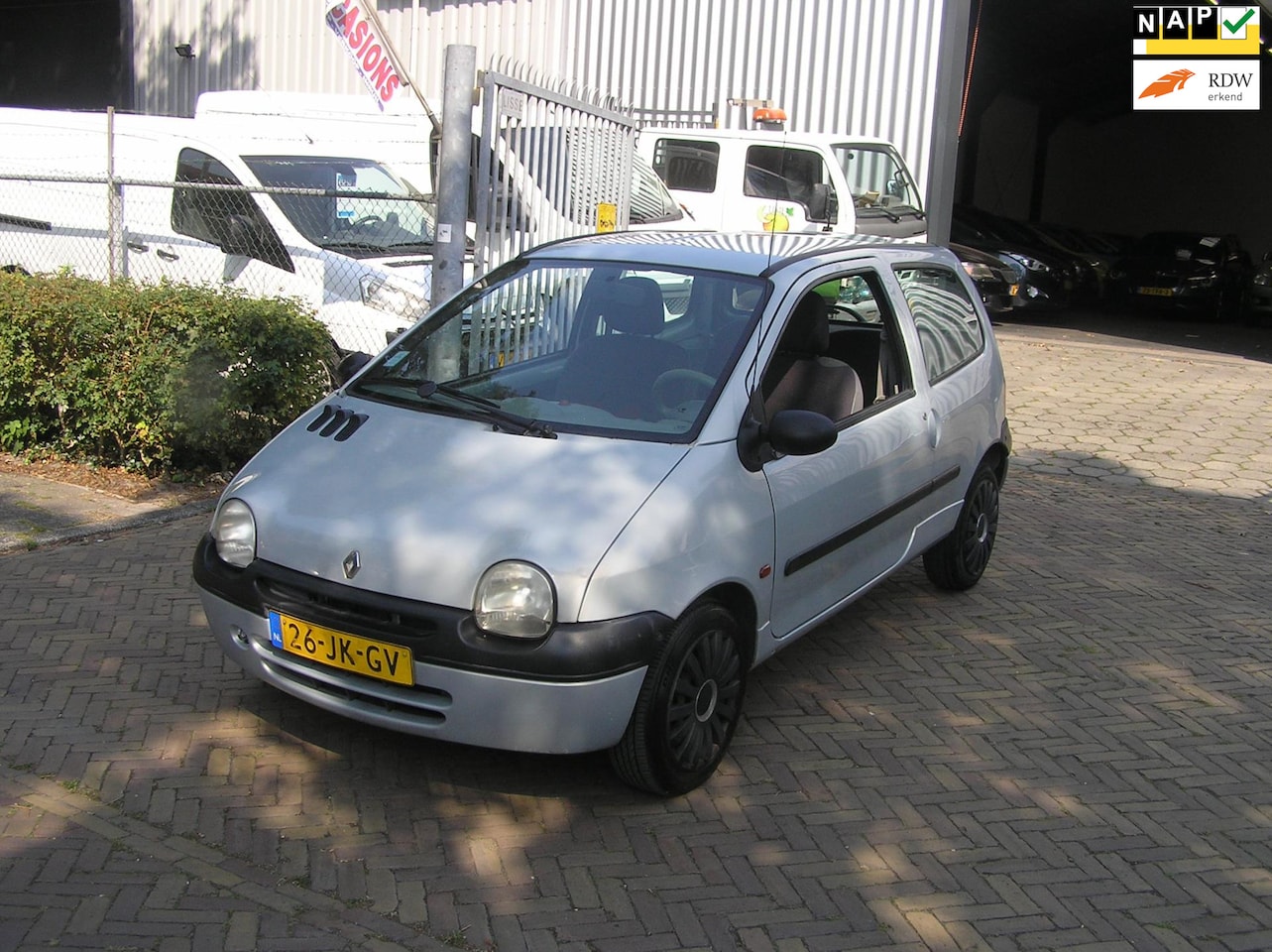 Renault Twingo - 1.2 Authentique 158 d km nap apk - AutoWereld.nl