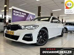 BMW 3-serie Touring - 320d xDrive M-SPORT *NAVI*APP*CAM*LM18*KEYL