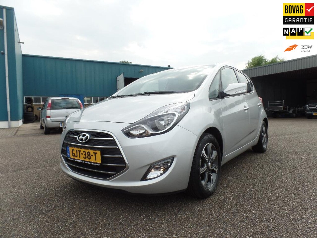 Hyundai ix20 - 1.6i Premium AUTOMAAT DEC 2018 OPTIE'S - AutoWereld.nl