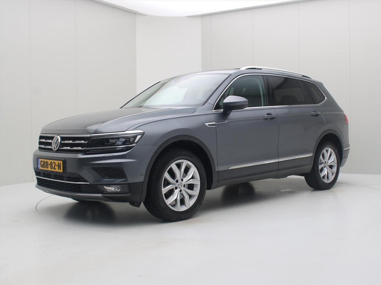 Volkswagen Tiguan Allspace - 1.5 TSI 150pk 7P Highline Automaat [ PANODAK+VIRTUAL+ACC+LED+CARPLAY+CLIMATE+CRUISE ] - AutoWereld.nl