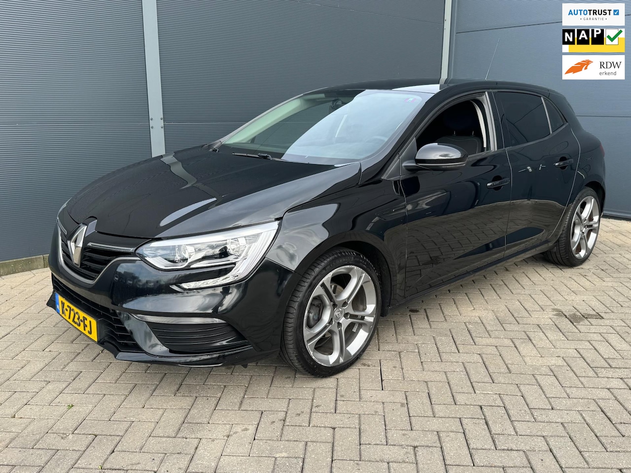 Renault Mégane - 1.2 TCe Life Airco / Facelift - AutoWereld.nl