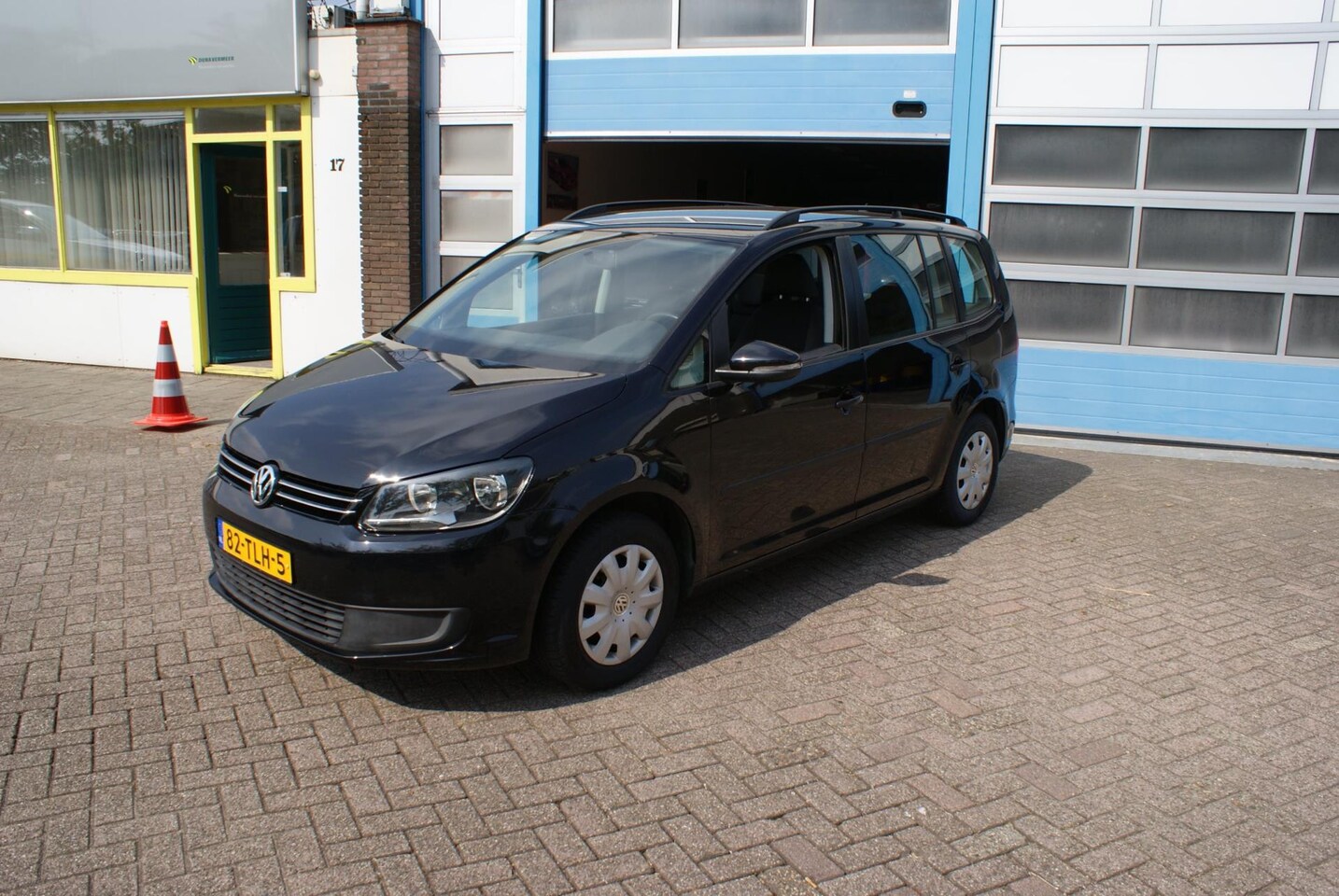 Volkswagen Touran - 1.2 TSI Trendline BlueMotion 1.2 TSI Trendline BlueMotion - AutoWereld.nl