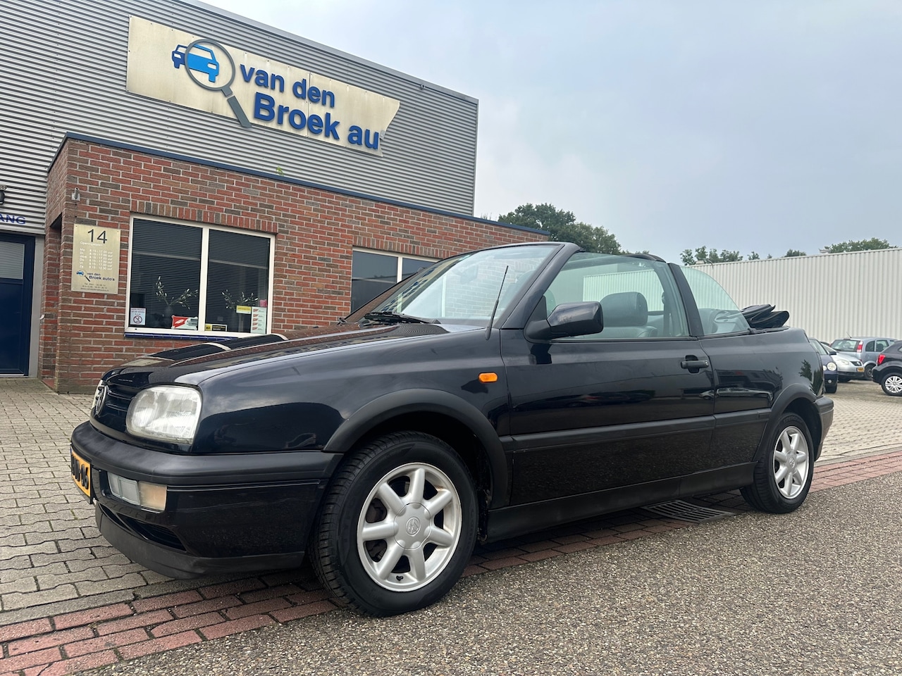 Volkswagen Golf Cabriolet - 1.8 Avantgarde 1.8 Avantgarde - AutoWereld.nl