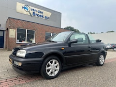 Volkswagen Golf Cabriolet - 1.8 Avantgarde