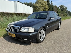 Mercedes-Benz C-klasse - 180 Classic / ORG NEDERLANDS / 142dkm NAP