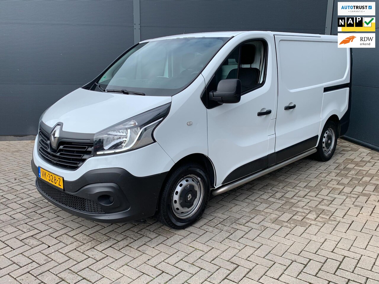 Renault Trafic - 1.6 dCi T29 L1H1 Airco / Navi / Nap - AutoWereld.nl