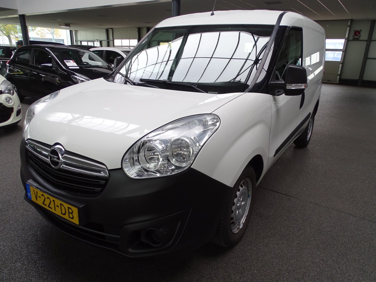 Opel Combo - 1.3 CDTi L1H1 Edition Cruise, Navi, Airco - AutoWereld.nl