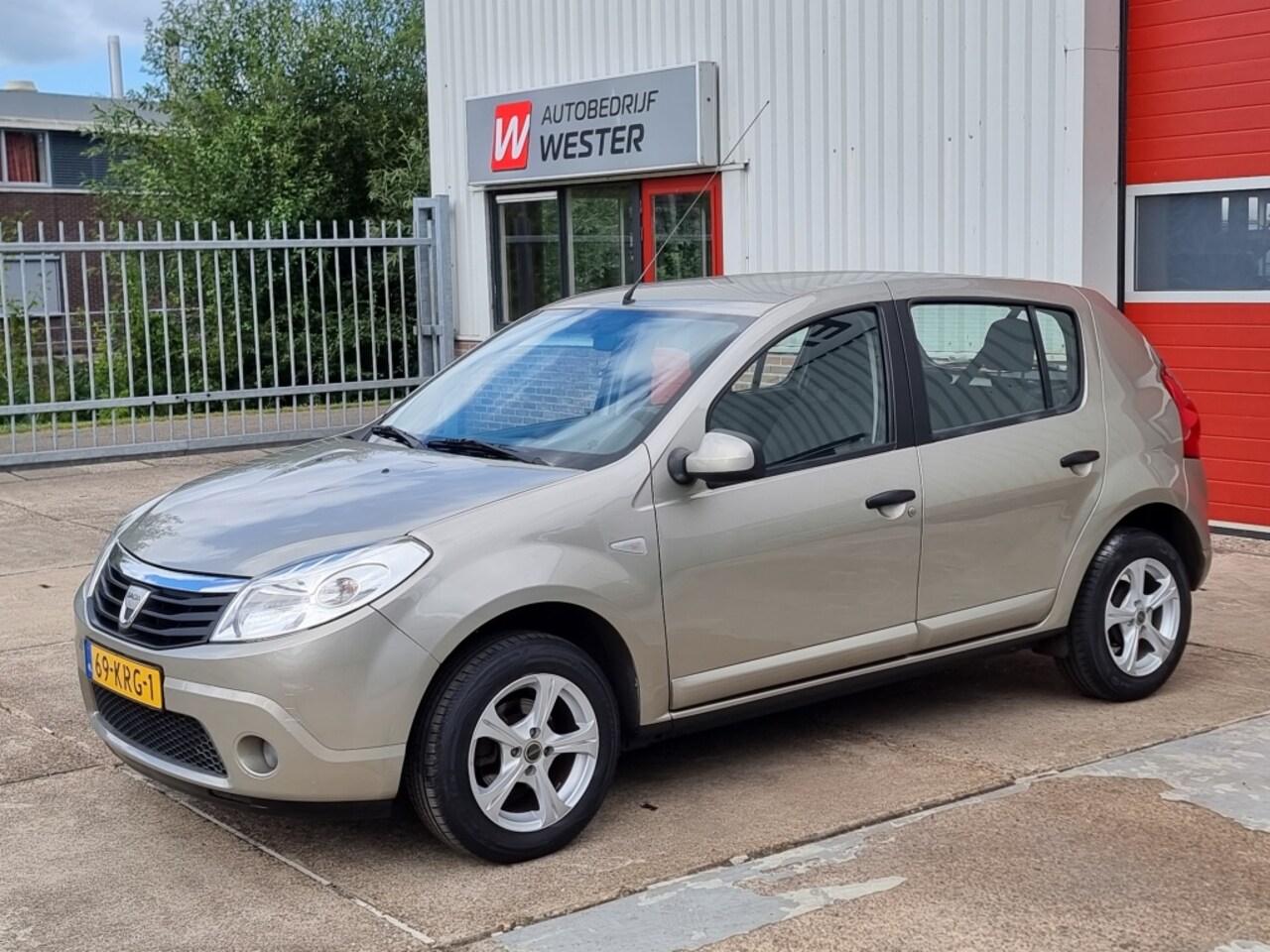 Dacia Sandero - 1.2 Lauréate 1.2 Lauréate - AutoWereld.nl