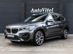 BMW X1 - sDrive18i Steptronic | Panodak | Sportleder | Achteruitrijcamera | PDC | LED