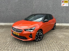 Opel Corsa-e - GS Line 50 kWh | APPLE CARPLAY/ANDROID AUTO | NAVI | STOELVERWARMING | APK T/M 13-9-2025 |