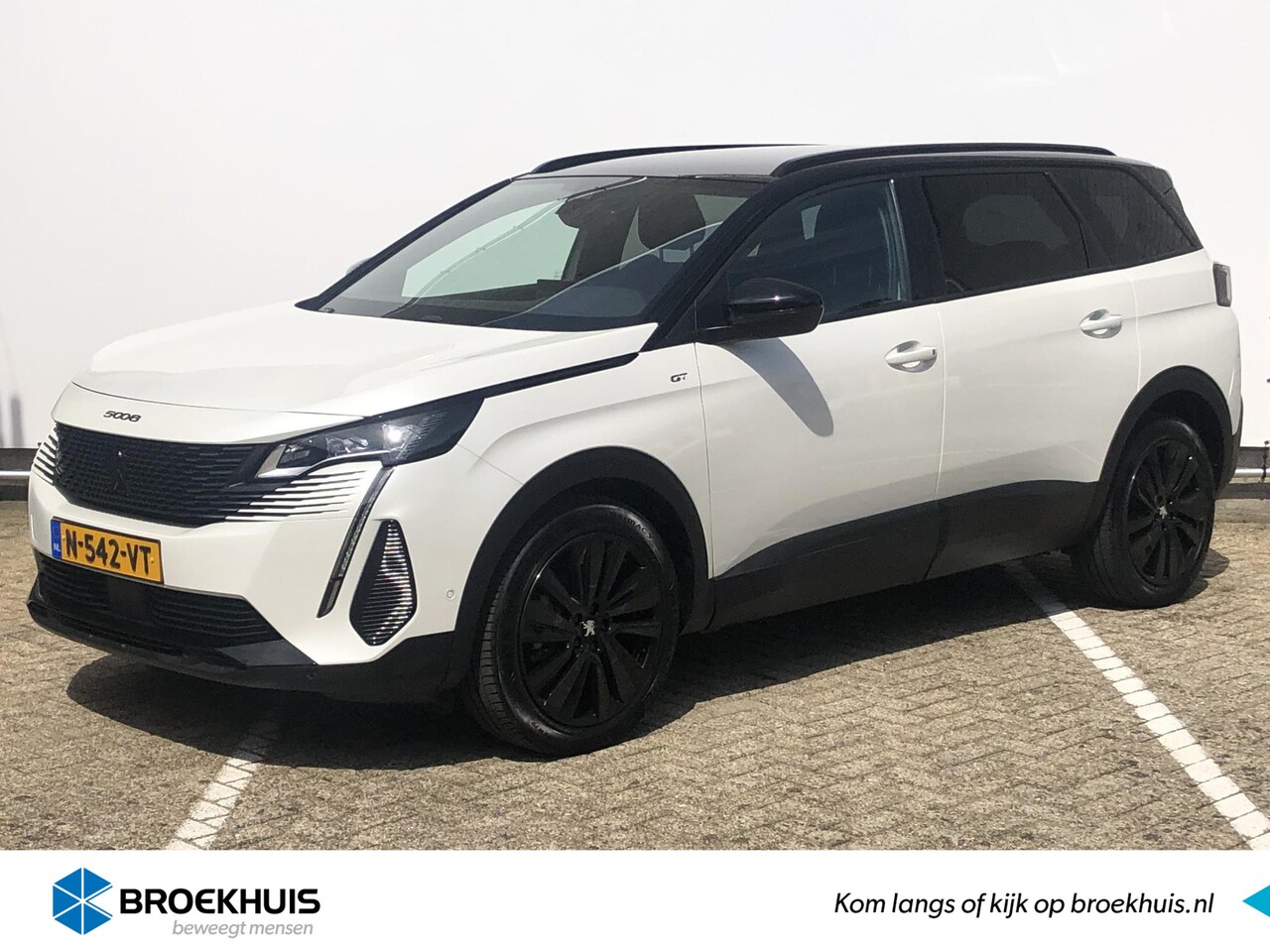 Peugeot 5008 - 1.2 PureTech GT 7persoons | Camera | 19'' L.M. | Navigatie - AutoWereld.nl