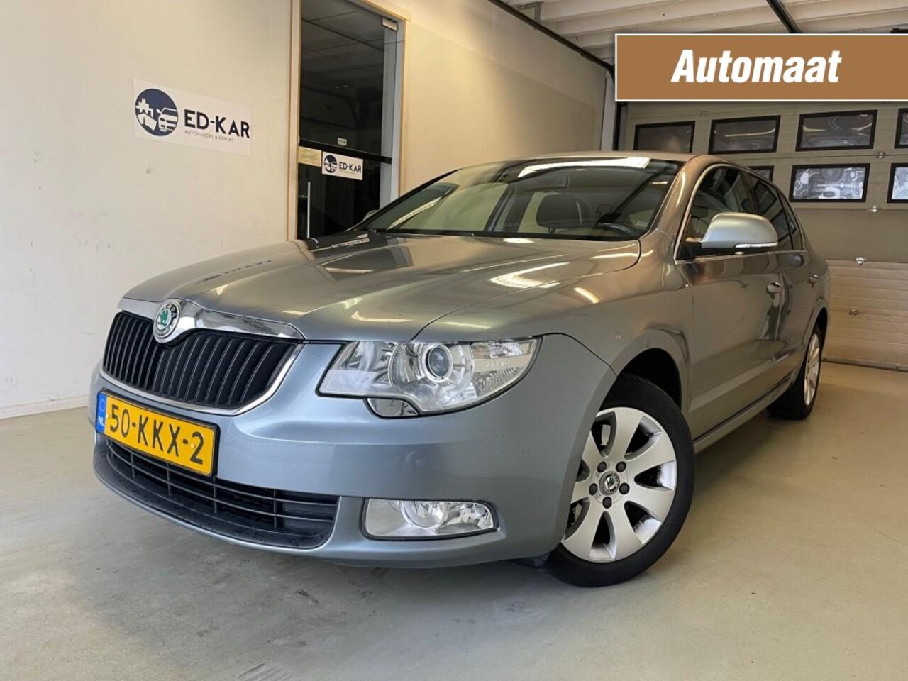 Skoda Superb - 1.8 TSI Comfort Business Line AUT CLIMA TOP CONDITIE - AutoWereld.nl