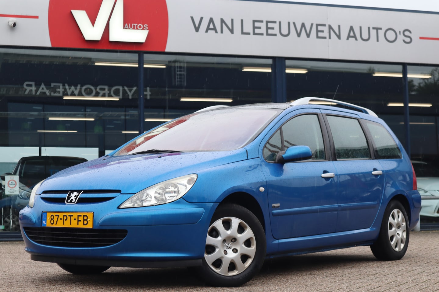 Peugeot 307 SW - 1.6 16V Navtech | Nieuw APK | 7 Persoons | Pano | Trekhaak | - AutoWereld.nl