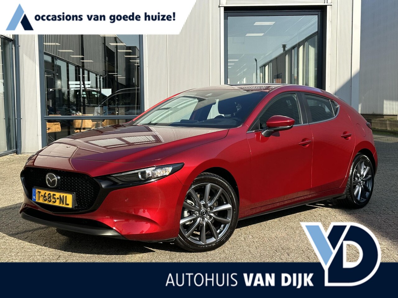 Mazda 3 - 2.0 e-SkyActiv-G M Hybrid 122 Luxury | Head-Up/18"/Cruise Adaptief/Navi/Camera/Blind Spot - AutoWereld.nl