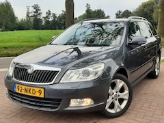 Skoda Octavia - 1.2 TSi 105pk Elegance Airco Cruise-control Navigatie Bluetooth