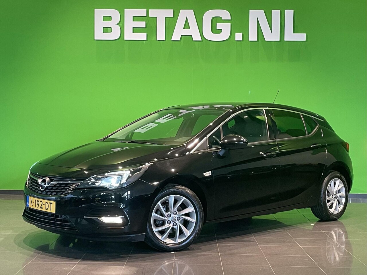 Opel Astra - 1.2 Business Elegance | Parkeersensoren | Keyless | - AutoWereld.nl