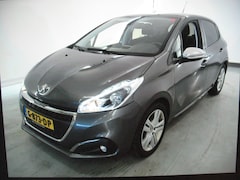 Peugeot 208 - 1.2 PureTech Signature 5 Drs - AIRCO - NAVI