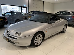 Alfa Romeo Spider - 2.0 TWIN SPARK 16V