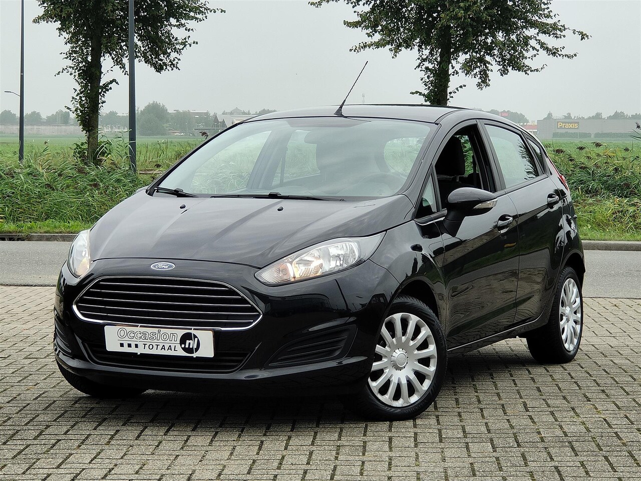 Ford Fiesta - 1.0 Champion | Trekhaak | Airco - AutoWereld.nl