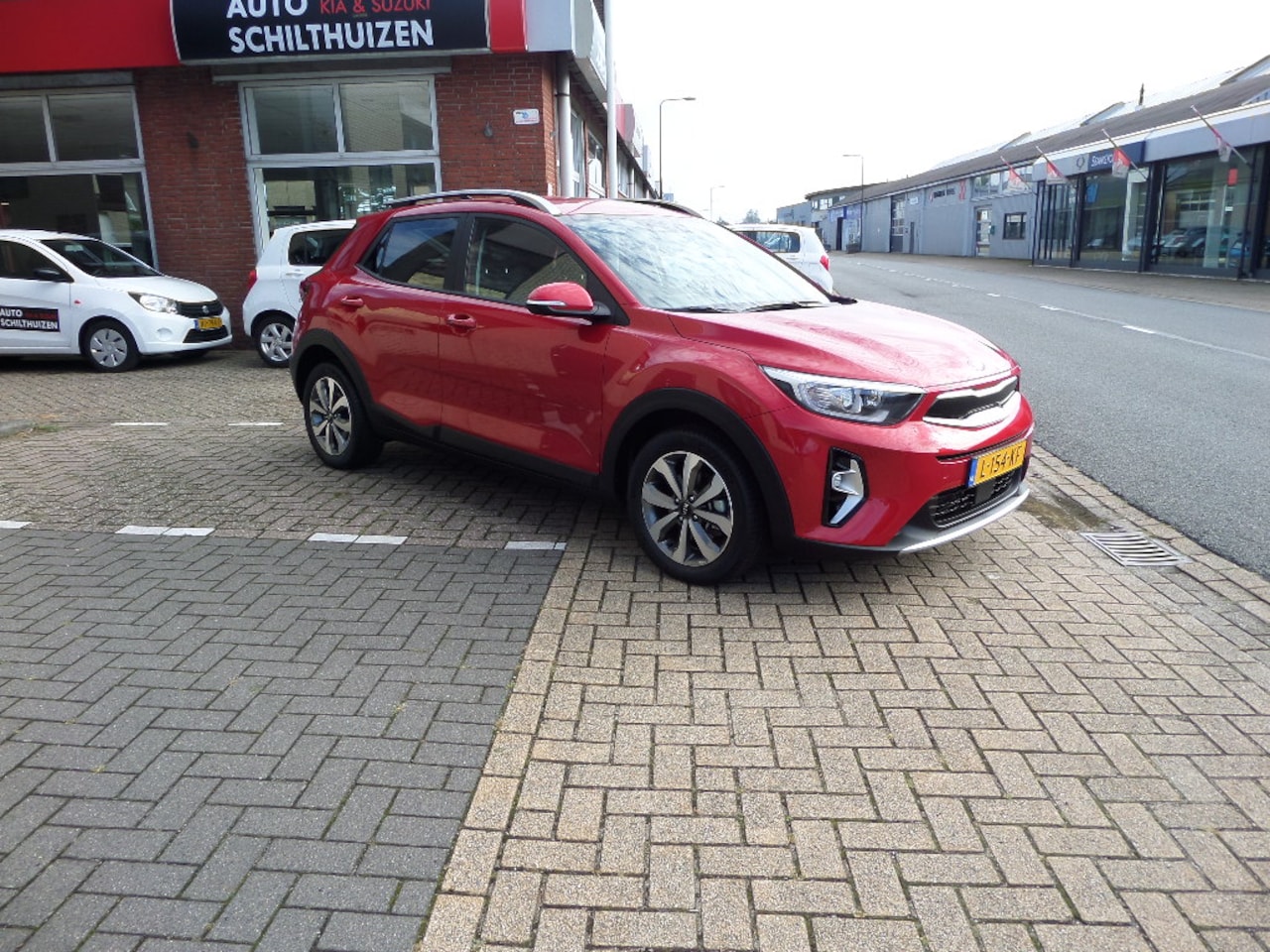 Kia Stonic - 1.0 T-GDi DynamicPlusLine 1.0 T-GDi 100pk DynamicPlusLine - AutoWereld.nl