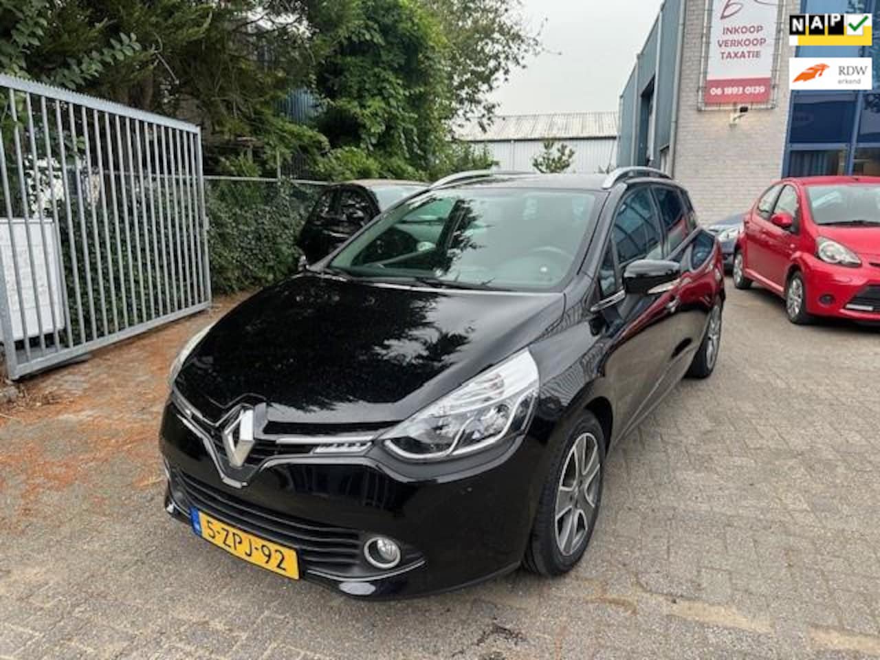 Renault Clio Estate - 0.9 TCe Night&Day, Navigatie, Cruise Control, Apk 09/2025 - AutoWereld.nl