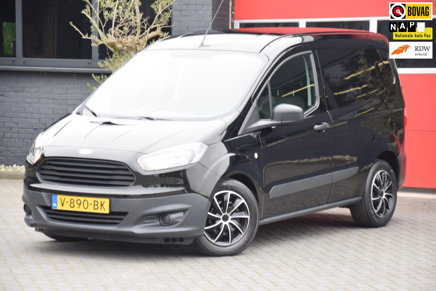 Ford Transit Courier - 1.5 TDCI Economy Edition 2016 Airco Cruise control NIEUWE D-RIEM - AutoWereld.nl