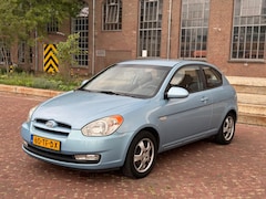 Hyundai Accent - 1.4i Dynamic Gas