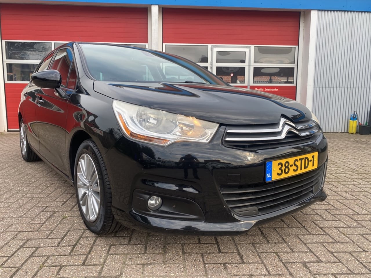 Citroën C4 - 1.4 VTi Ligne Business 1.4 VTi | 95 PK | Ligne Business | - AutoWereld.nl