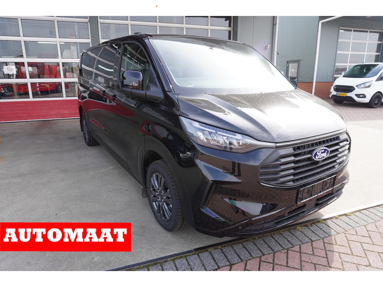 Ford Transit Custom - 320L 2.0 TDCI 170PK L2H1 Limited Automaat Schuifdeur L / R Nr. V148 | Airco | Adaptive Cru - AutoWereld.nl