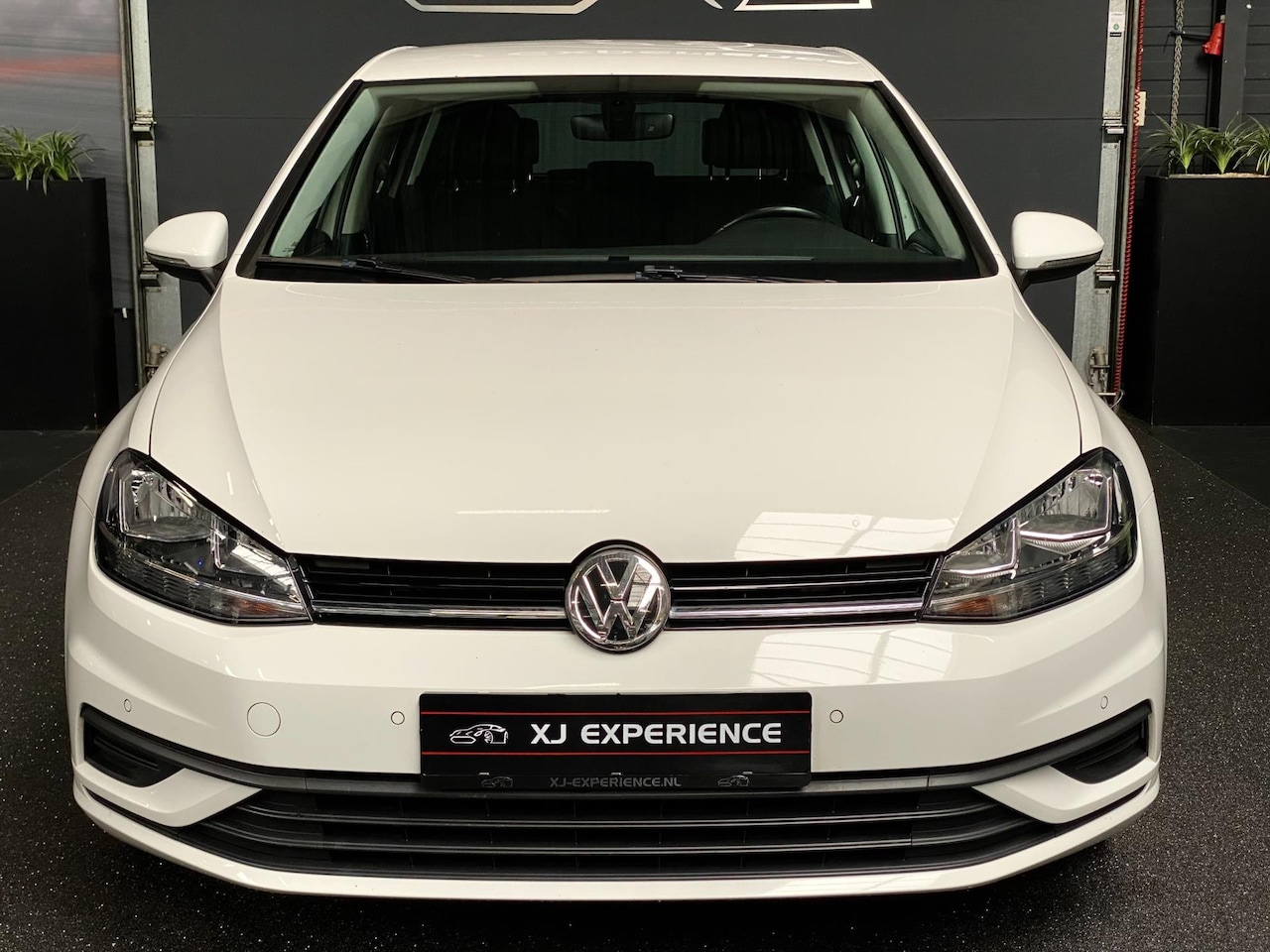 Volkswagen Golf - 1.0 TSI Trendline AIRCO GROOT NAVI CARPLAY - AutoWereld.nl