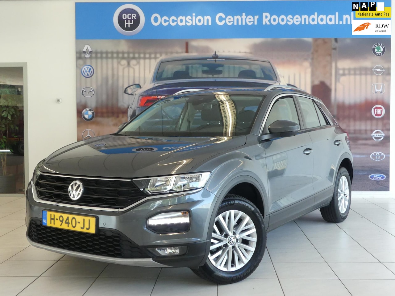 Volkswagen T-Roc - 1.0 TSI 116PK Style Business Navigatie Climate Control Cruise Control Dealer Onderhouden - AutoWereld.nl