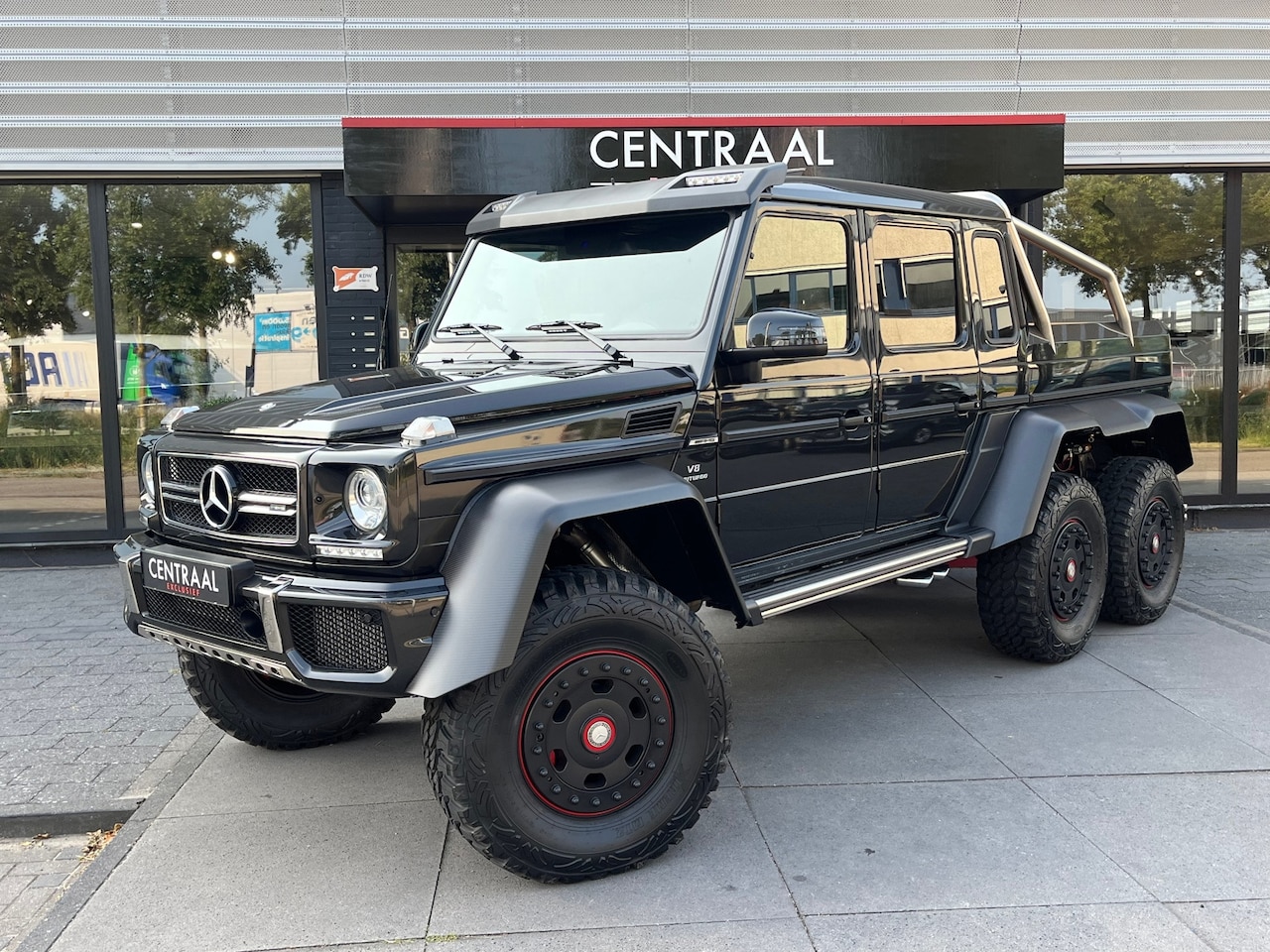 Mercedes-Benz G-klasse - 63 AMG 6x6|Designo|Carbon|Schuifdak|Harman/Kardon|Memory|544PK - AutoWereld.nl