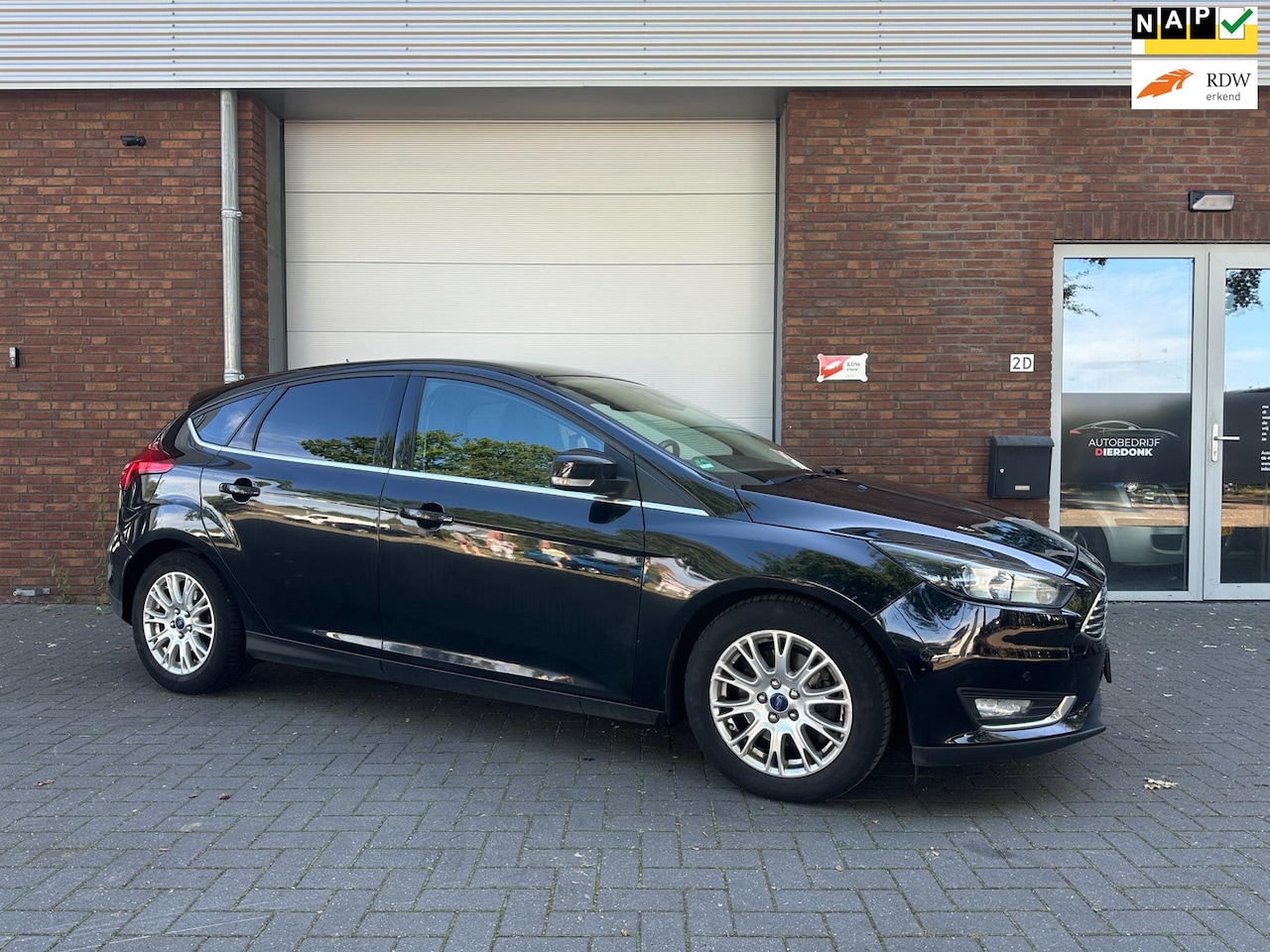 Ford Focus - 1.6 Titanium|AUTOMAAT|NIEUWE APK|NAVI - AutoWereld.nl