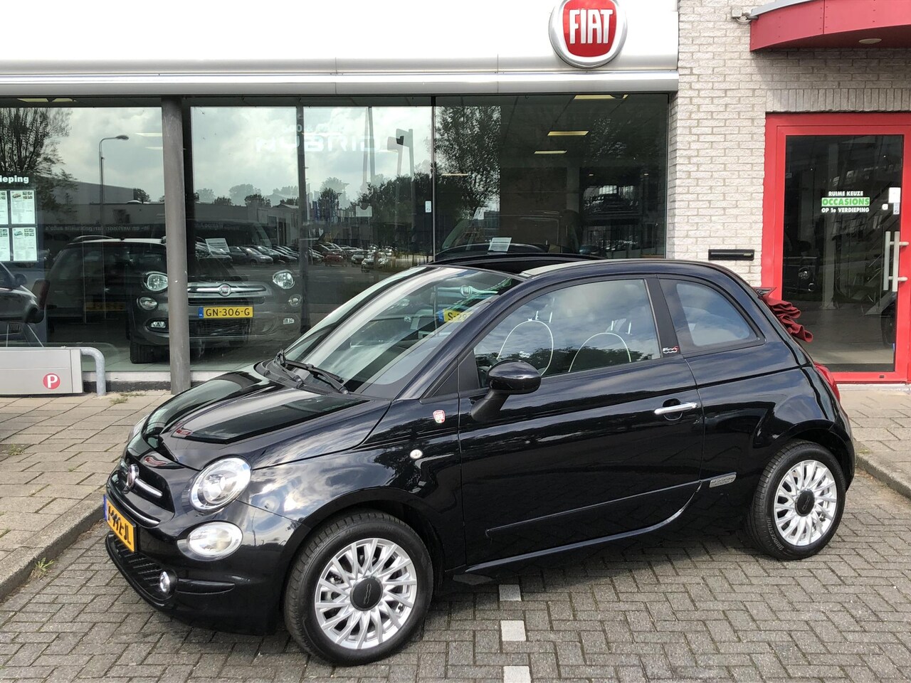 Fiat 500 C - 1.0 Hybrid Lounge AIRCO|APPLE/ANDROID|DAB|PDC|15" - AutoWereld.nl