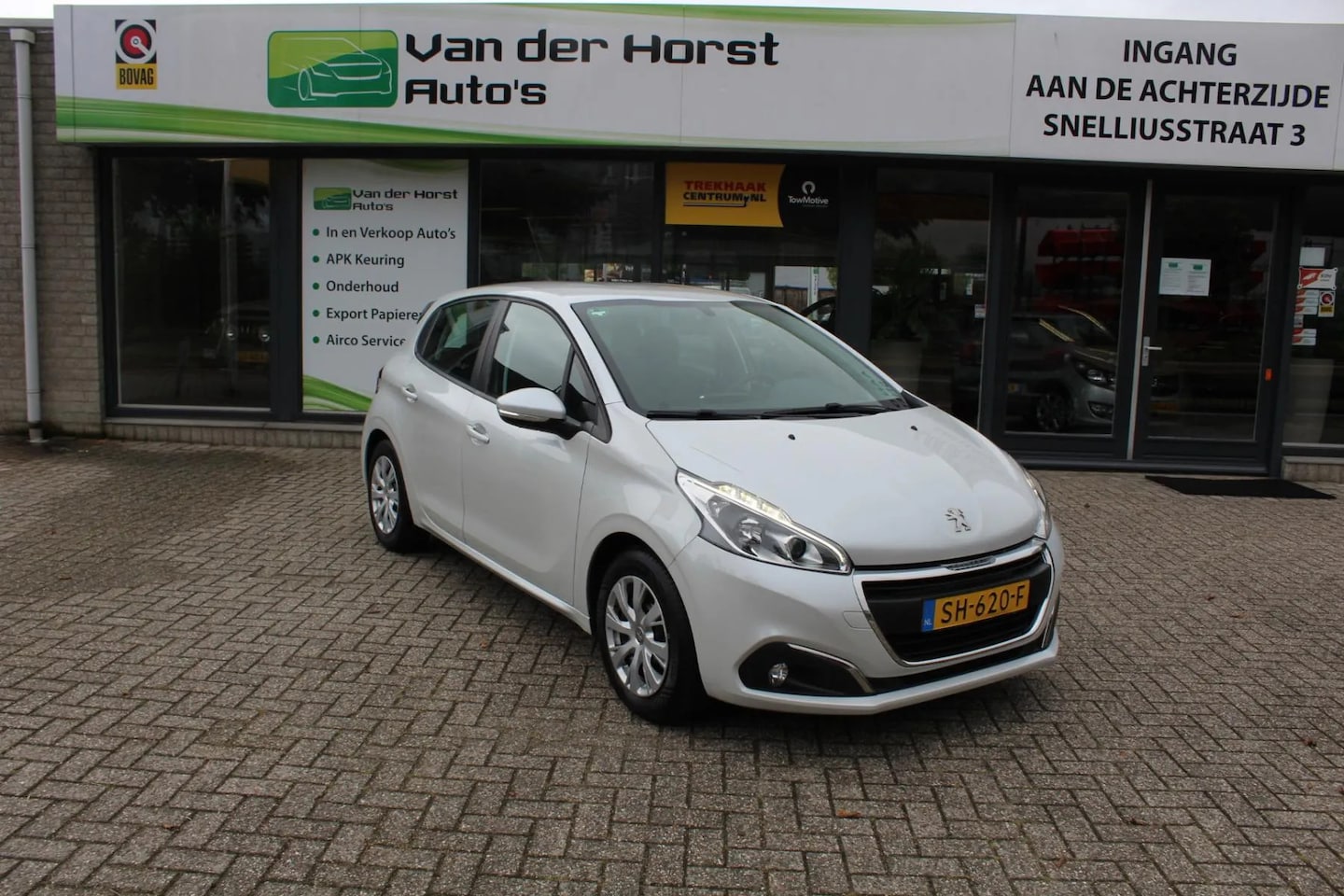 Peugeot 208 - 1.2 PureTech Blue Lion 1.2 PureTech Blue Lion - AutoWereld.nl