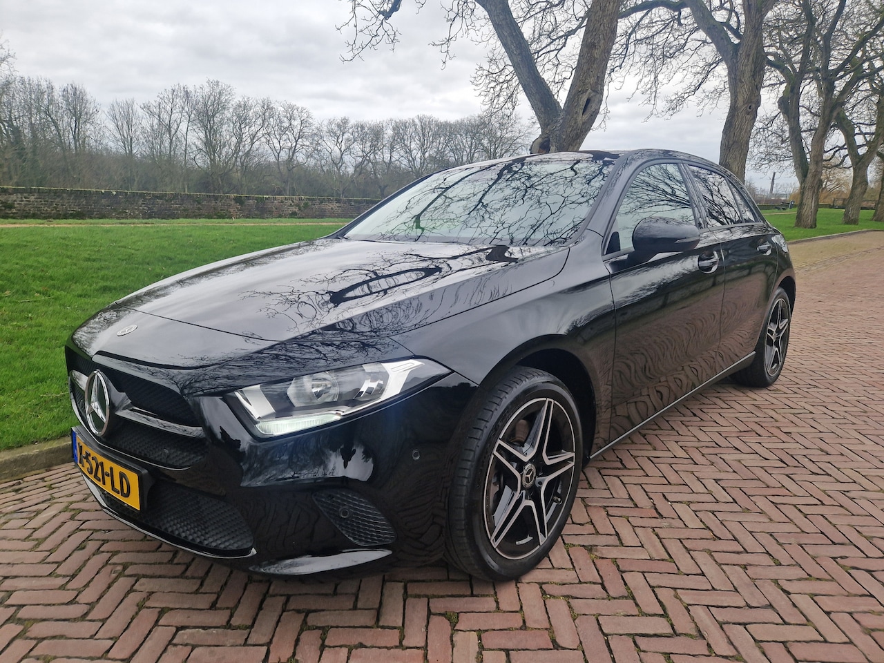 Mercedes-Benz A-klasse - 250 e / Stoelverwarming / AMG Velgen / PDC - AutoWereld.nl