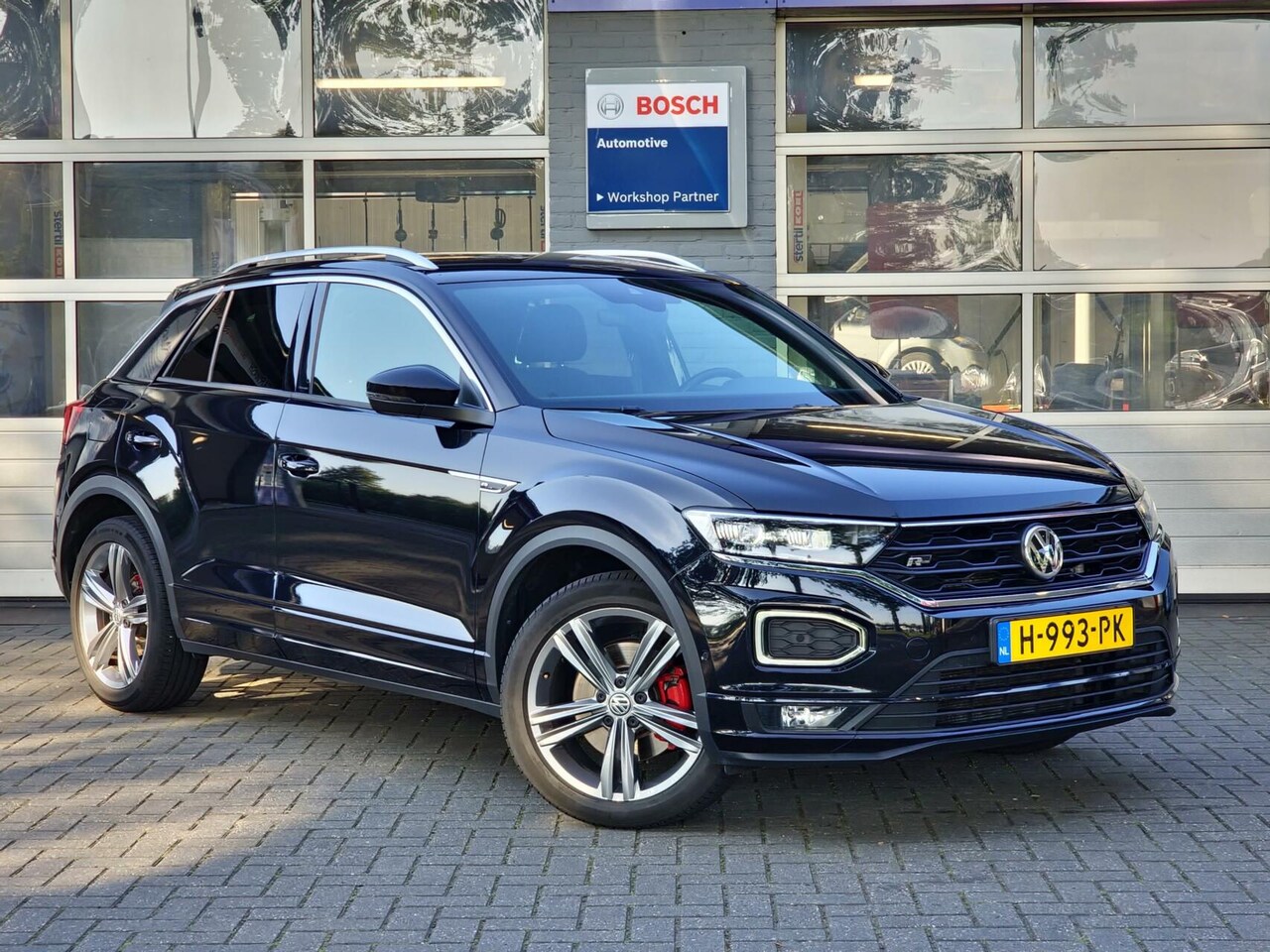 Volkswagen T-Roc - 1.5 TSI Sport Business R DSG|Trekhaak|acc|carplay|R-line| - AutoWereld.nl