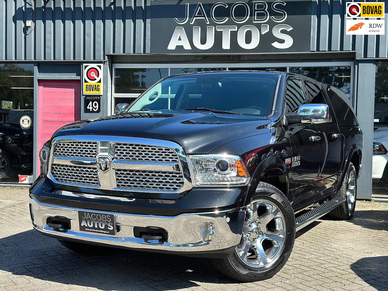 Dodge Ram 1500 - 5.7 V8 Crew Cab laramie - AutoWereld.nl