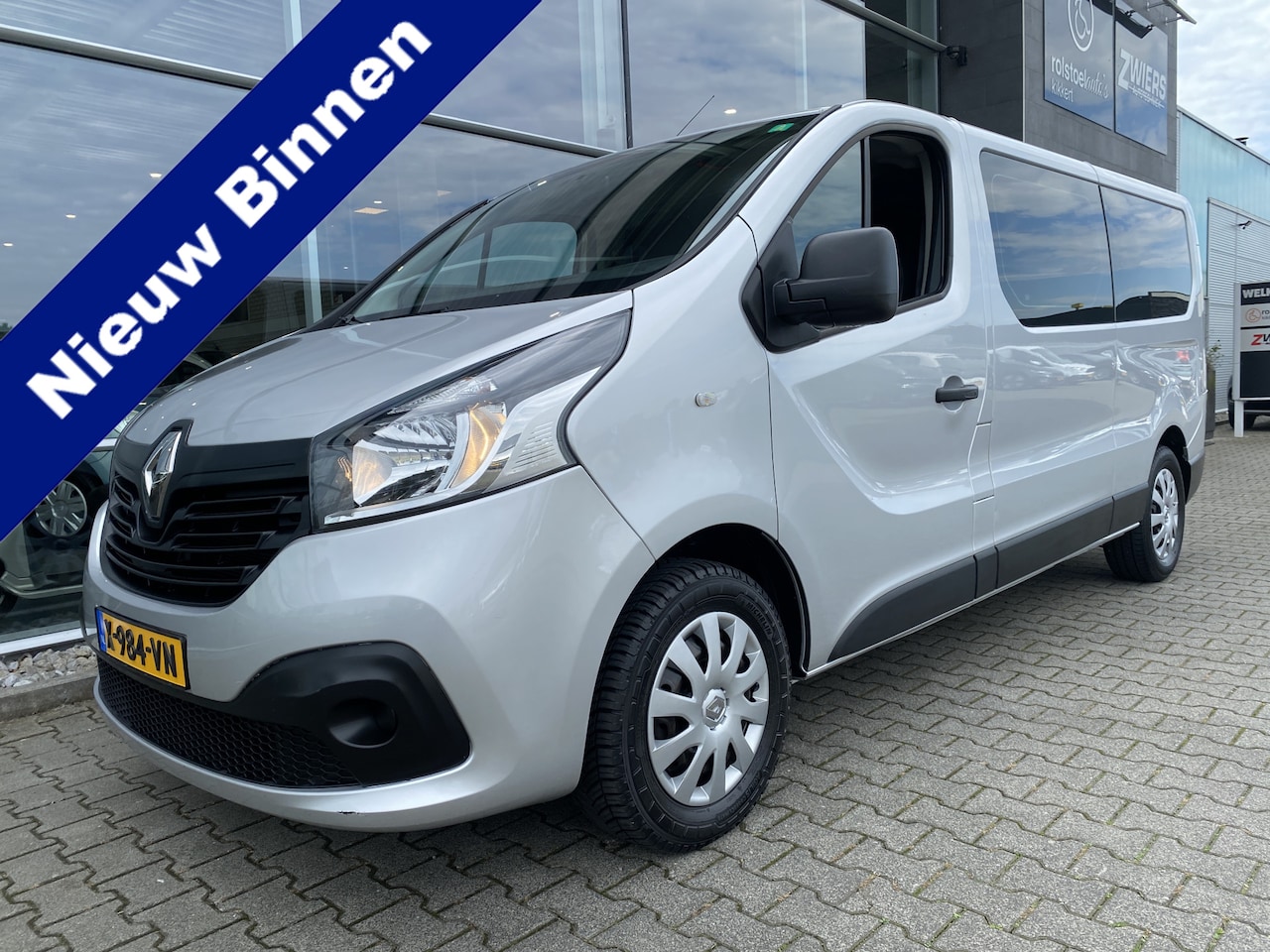 Renault Trafic Passenger - 1.6 dCi Grand Expression Energy 1.6 dCi Grand Expression Energy (Mooie complete 8 persoons bus!) - AutoWereld.nl