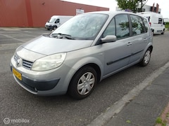 Renault Scénic - 1.6-16V Dynamique Comfort