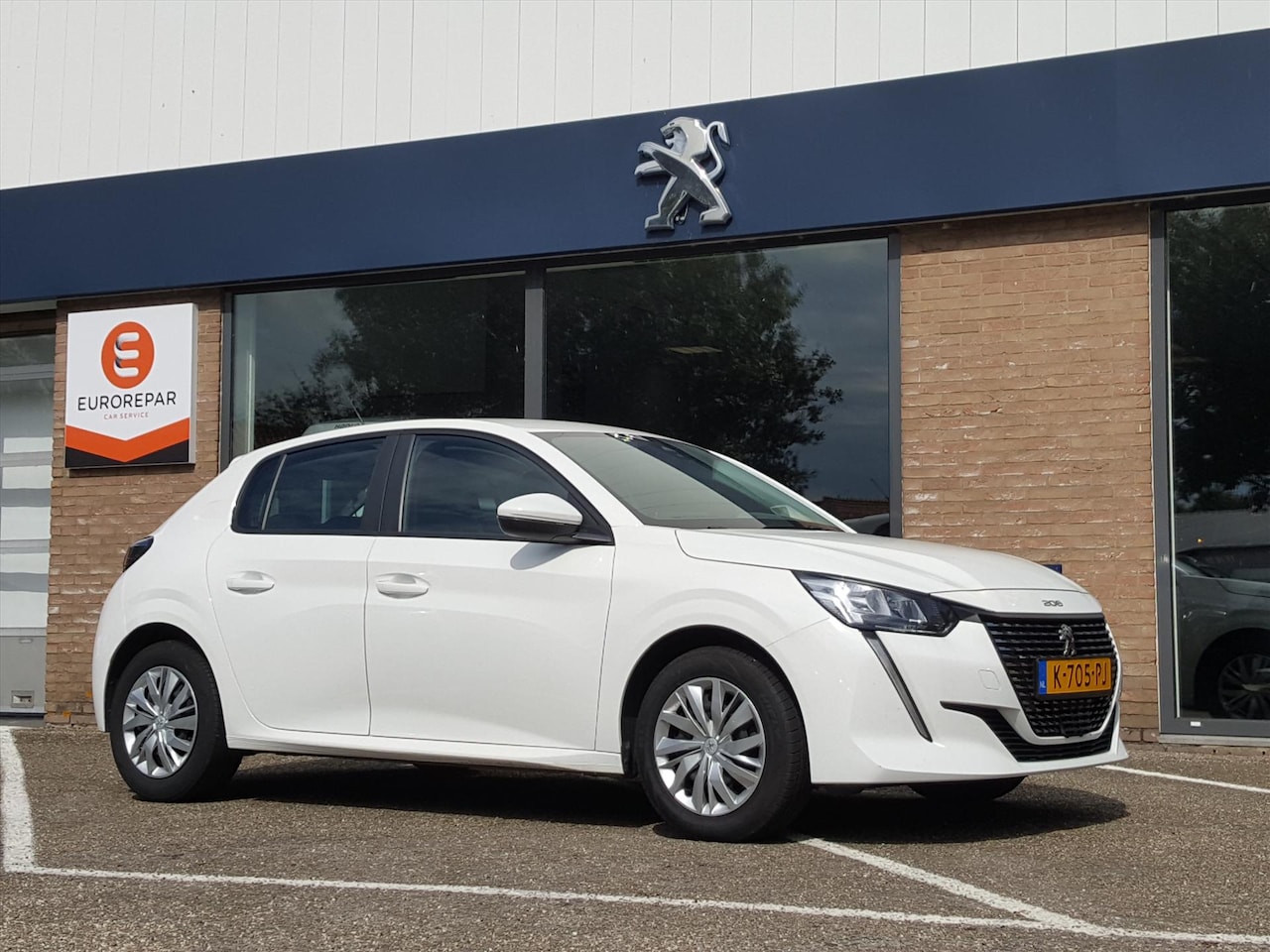 Peugeot 208 - 1.2 PureTech 75pk Active | Navigatie | Bleutooth | Cruise control | Airco - AutoWereld.nl